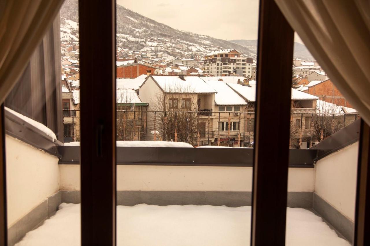 Hotel Oferta Призрен Экстерьер фото